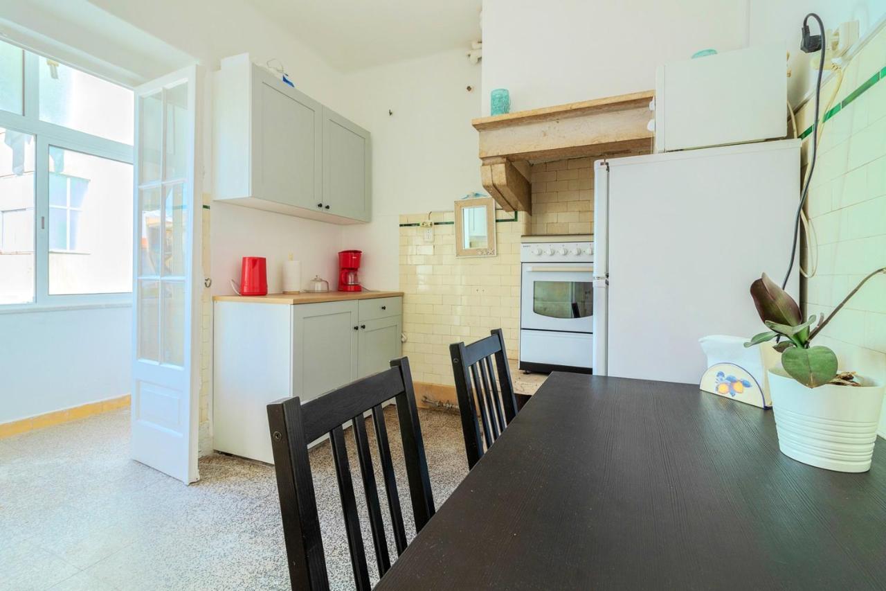 Apartment 4 Bedrooms With City View And Wifi At *