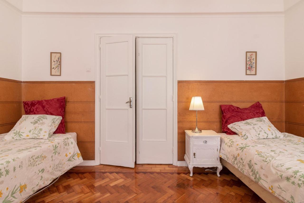 4 Bedrooms With City View And Wifi At