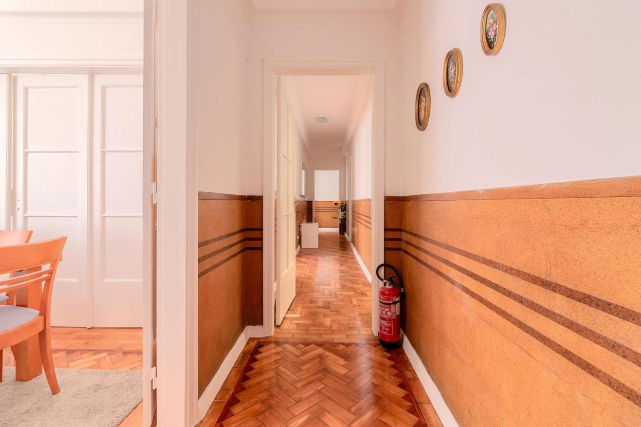 Apartment 4 Bedrooms With City View And Wifi At Lissabon