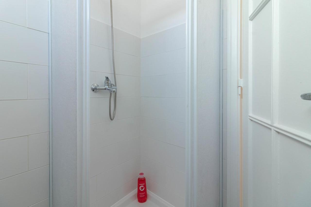 4 Bedrooms With City View And Wifi At