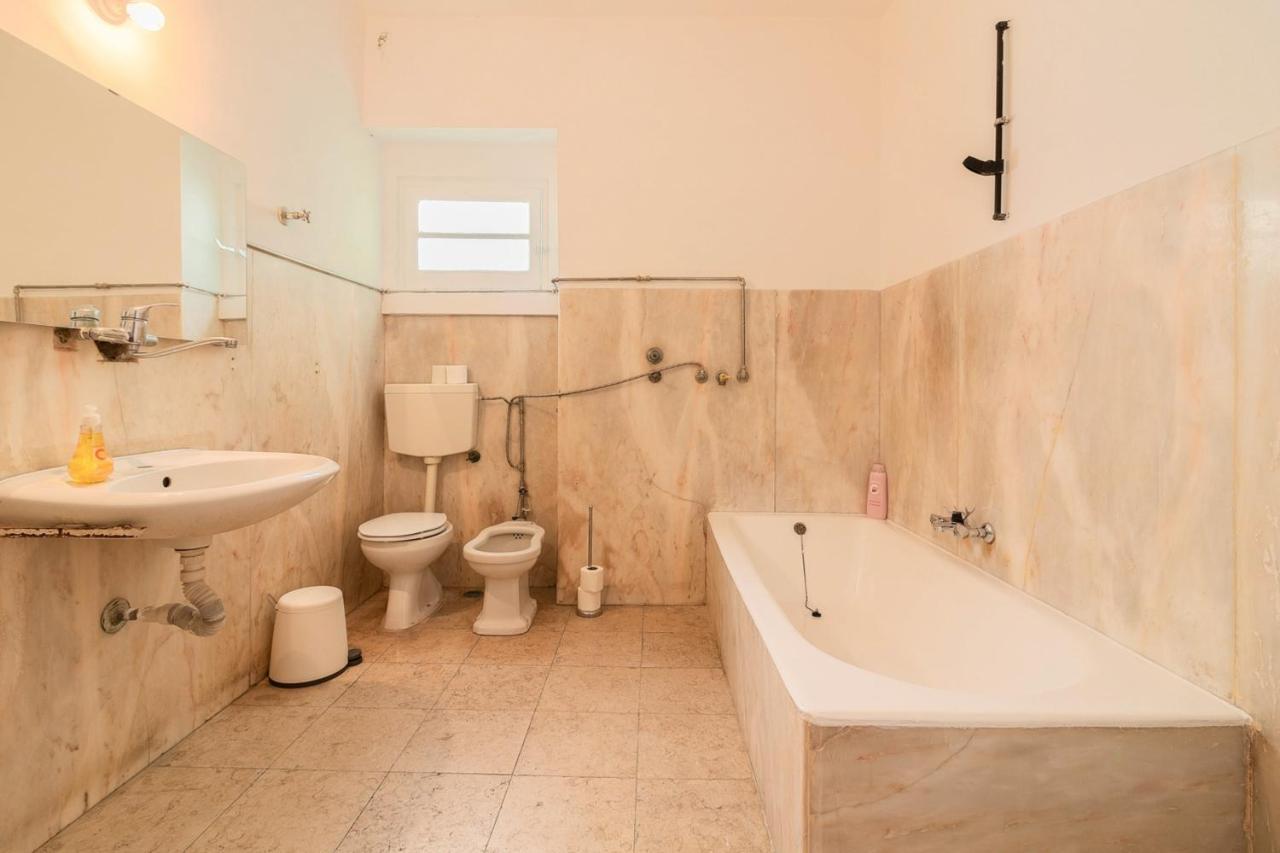 Apartment 4 Bedrooms With City View And Wifi At Lissabon